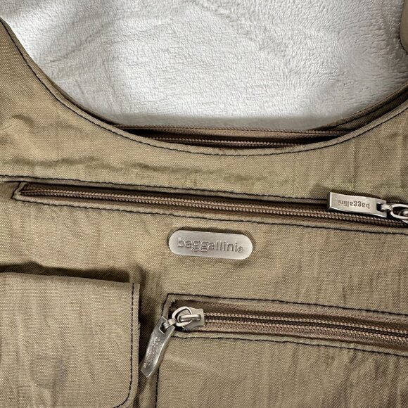 Baggallini Crossbody Bag Women Organizer Bag Pocket Zip Closure Adjustable Strap - Picture 2 of 12